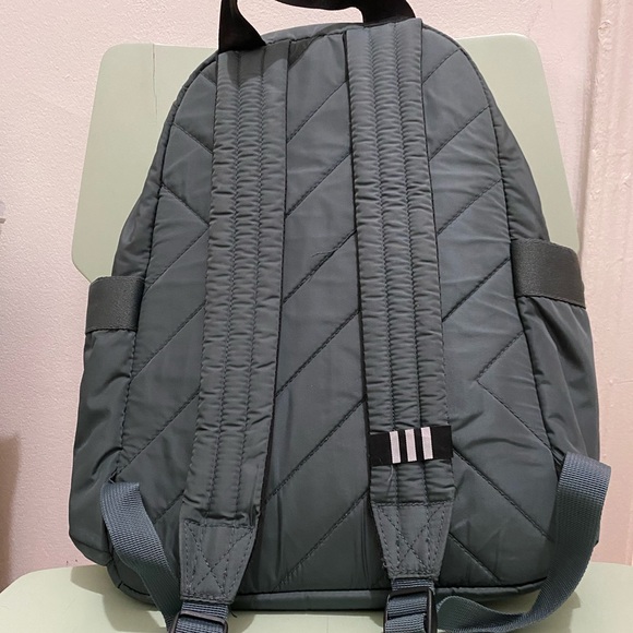 Adidas Back Pack - Picture 7 of 7